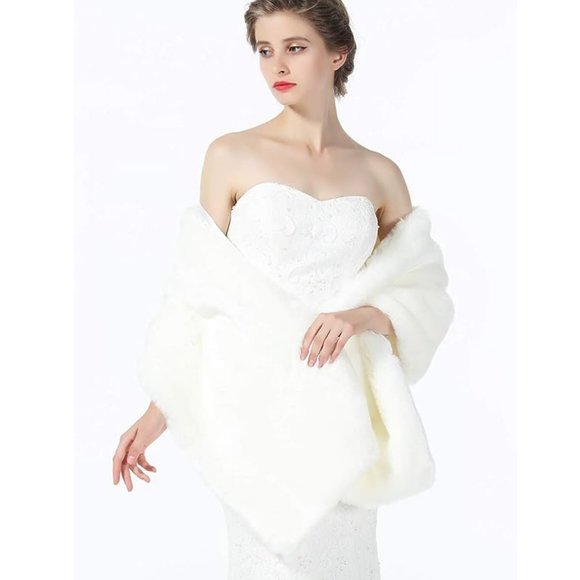 Faux fur Shawl/Wrap/Cover-Up/Cape - Ivory  *NEW* - Picture 4 of 7